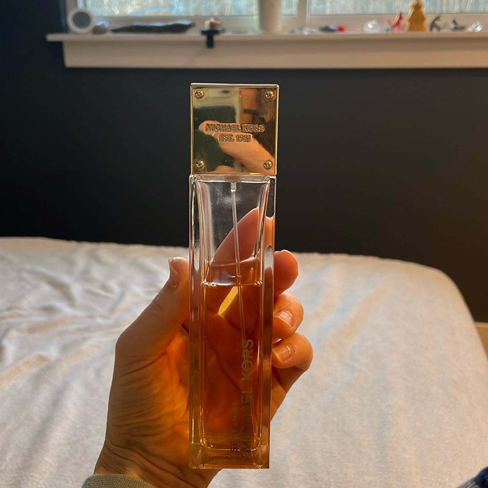 Michael Kors Sexy Amber Perfume